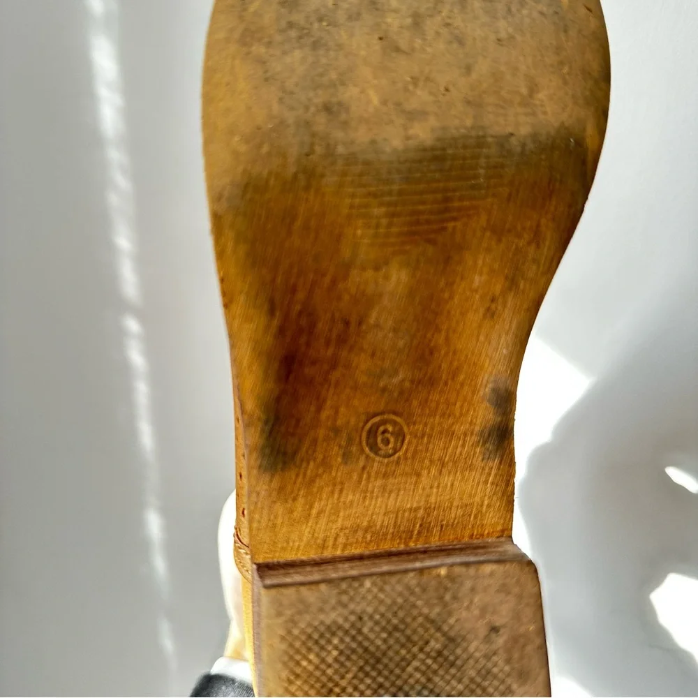 Ankle boots wooden heel women’s size 6 casual wear y2k boho style boots by Aldo - Picture 9 of 13